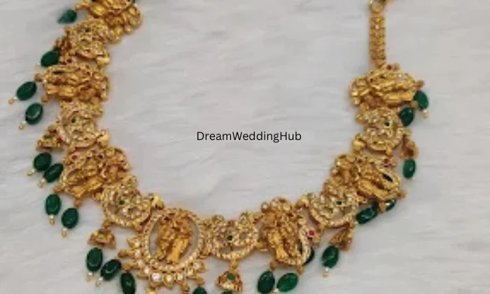 Swathi A Ladys Collection